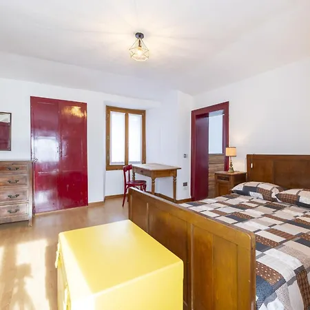 Morelli By Interhome Vakantiehuis Villa di Tirano